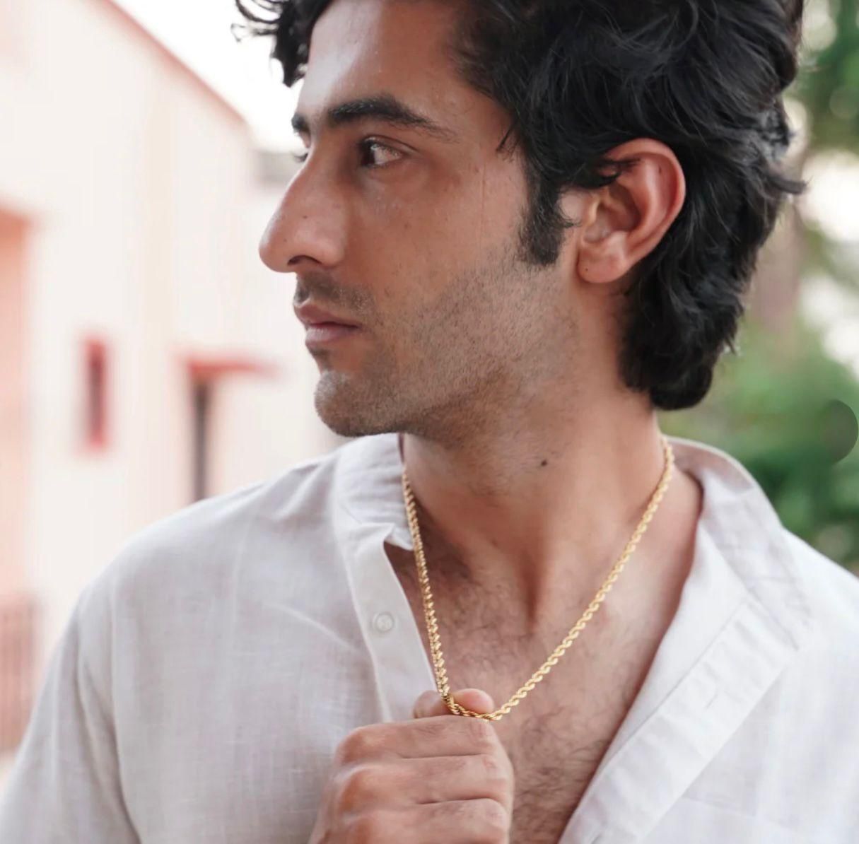 Men's Golden Rope Chain.